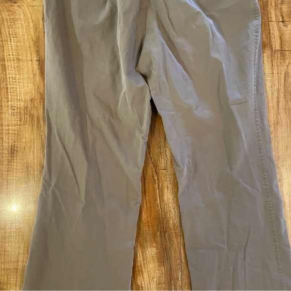 EDDIE BAUER Women’s Brown Slacks Khaki Blakely Fit Size 10 - Picture 15 of 16